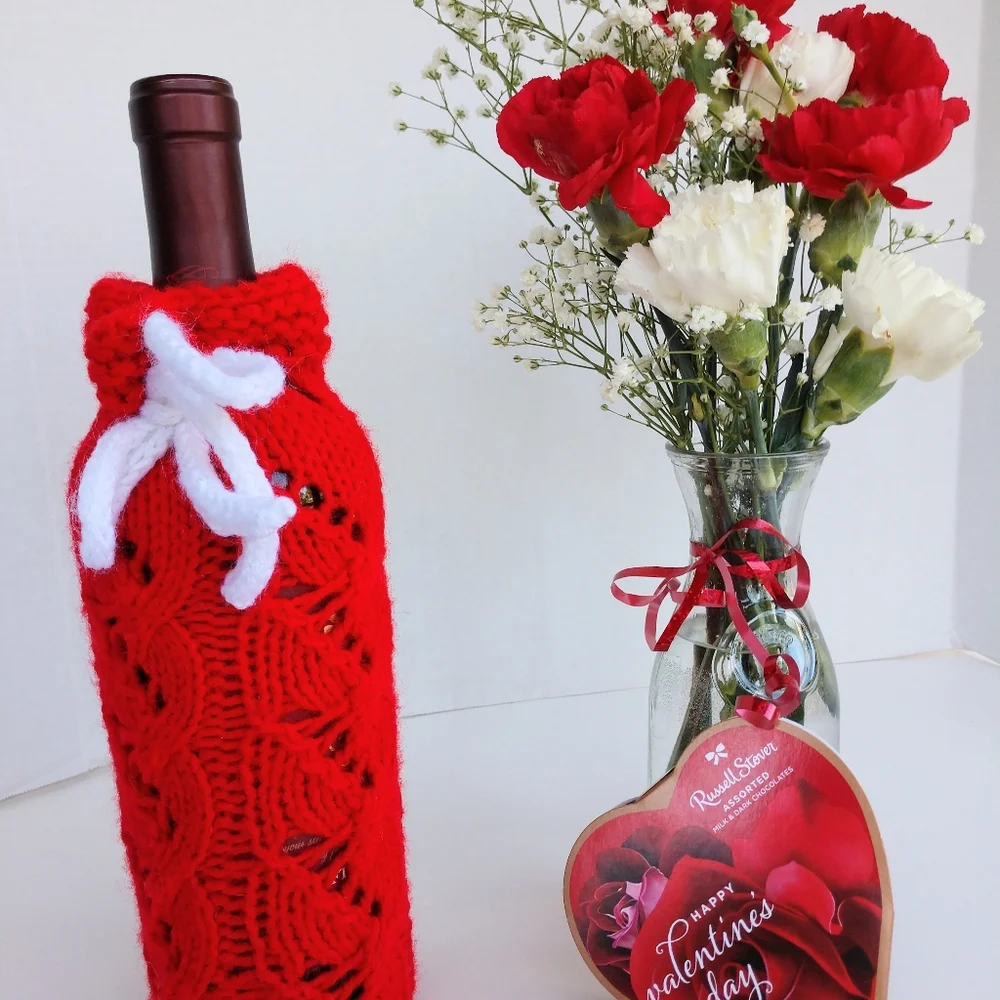 Hand Crafted Bottle Vase Cover Red Holiday Bar Cart Essential Botanical